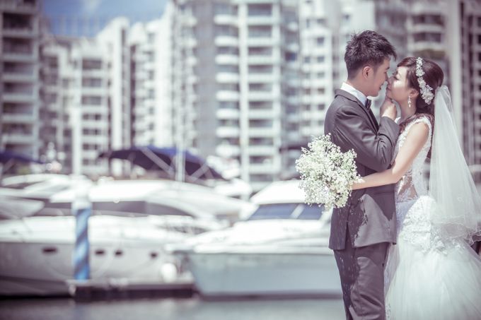 Pre-wedding shoot by the marina by ONE°15 Marina Sentosa Cove, Singapore - 005 Pre-wedding shoot by the marina by ONE°15 Marina Sentosa Cove, Singapore - 005
