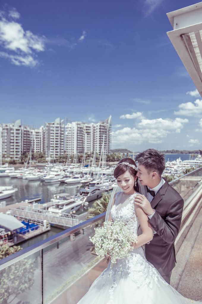 Pre-wedding shoot by the marina by ONE°15 Marina Sentosa Cove, Singapore - 006 Pre-wedding shoot by the marina by ONE°15 Marina Sentosa Cove, Singapore - 006