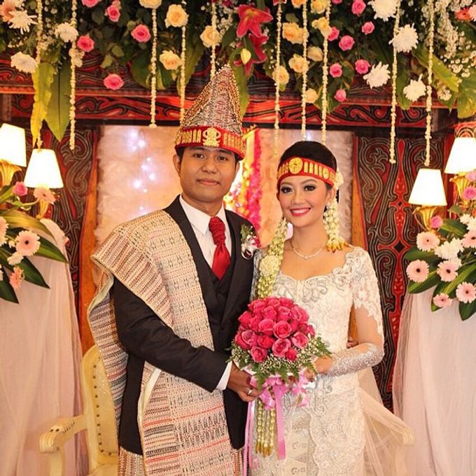 11+ Gaun Pengantin Batak