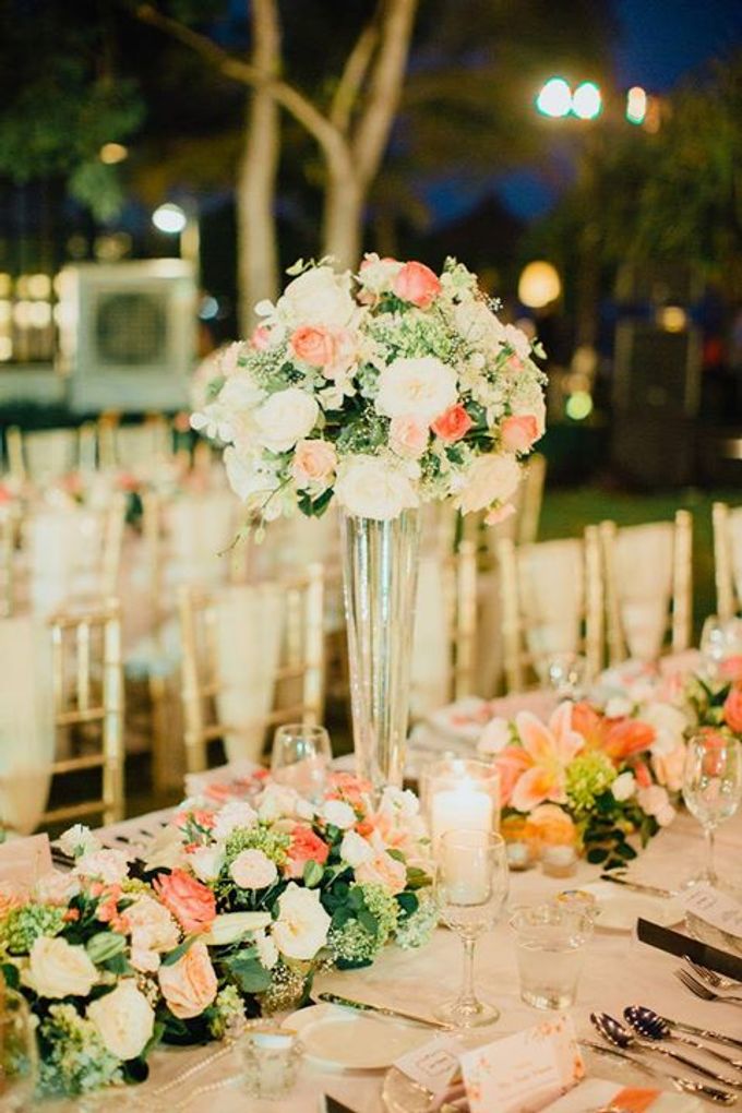 Elegant Flowery Wedding by Jonquilla Decor - 016 Elegant Flowery Wedding by Jonquilla Decor - 016