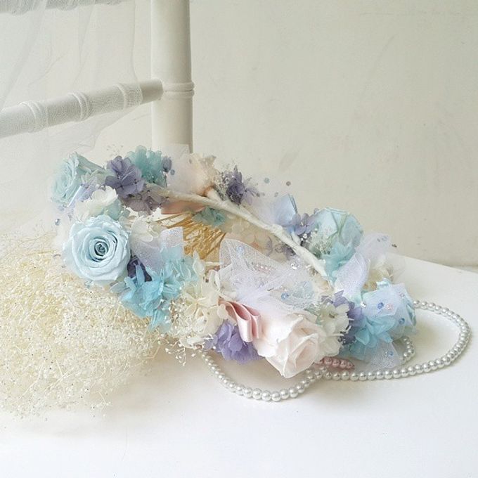 Preserved flower hair accessories by La Belle Juliette - 002