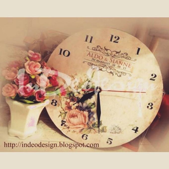 InDeodesign Souvenir - Wooden Clock by InDeodesign Souvenir - 001