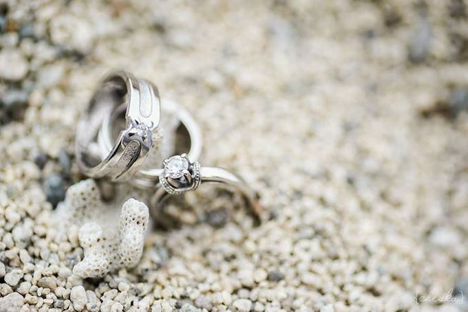 Wedding Rings by Peach Frost Studio - 004