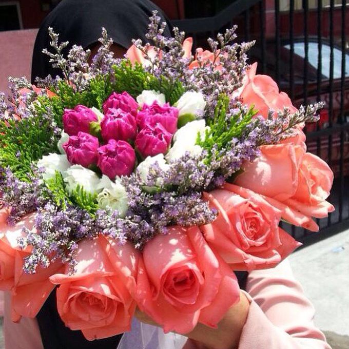 Bridal Bouquet by MyEmpireFlowers - 011 Bridal Bouquet by MyEmpireFlowers - 011