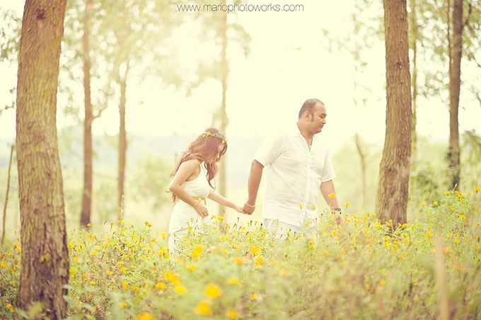 She Found Her Prince Charming | Prewedding of Dimas & Lia by Mario Photoworks - 011