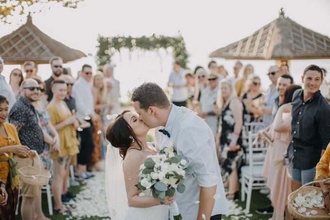 InterContinental Bali Resort - Kerry & Mark Wedding by InterContinental Bali Resort - 012