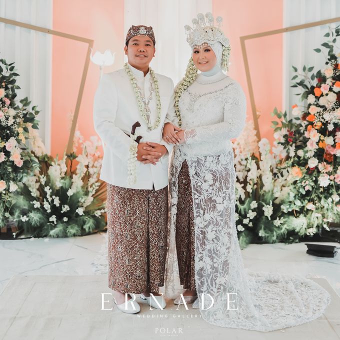 Wedding for Tuti lestari by Ernade Wedding Gallery - 004