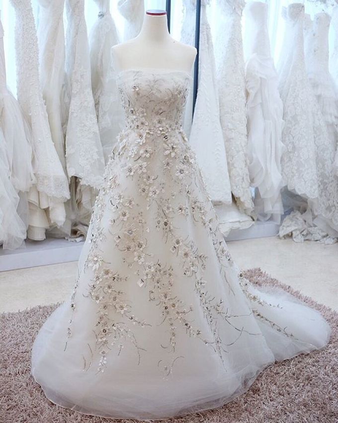 NEW ARRIVALS - WEDDING DRESS by LAMIIK BRIDAL - 028 NEW ARRIVALS - WEDDING DRESS by LAMIIK BRIDAL - 028