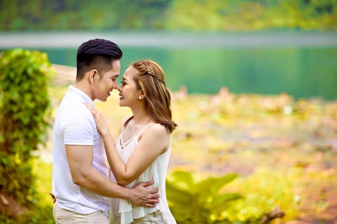 Lovers in the Lake by Bride Idea - 005 Lovers in the Lake by Bride Idea - 005