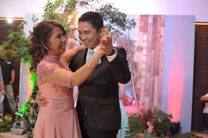 Mac and Zee Wedding by Aika Guerrero Photography - 037 Mac and Zee Wedding by Aika Guerrero Photography - 037