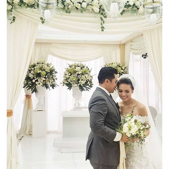 RUSTIC WHITE & GREEN WEDDING by La Bloom Florist - 002 RUSTIC WHITE & GREEN WEDDING by La Bloom Florist - 002