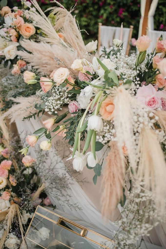 Wedding Asheeq & Vira by Bali Izatta Wedding Planner & Wedding Florist Decorator - 002 Wedding Asheeq & Vira by Bali Izatta Wedding Planner & Wedding Florist Decorator - 002