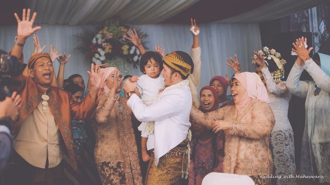 GITA & CESAR AKAD PANGGIH by Maheswara - 022 GITA & CESAR AKAD PANGGIH by Maheswara - 022