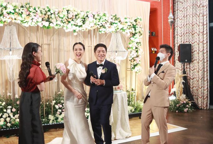 Fine Dinning Intimate entertainment wedding at Alto Restaurant Four Seasons Jakarta - Double V Entertainment by Hian Tjen - 012 Fine Dinning Intimate entertainment wedding at Alto Restaurant Four Seasons Jakarta - Double V Entertainment by Hian Tjen - 012
