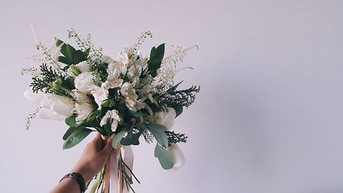 Garden Inspired Bouquets III by Keira Floral - 003 Garden Inspired Bouquets III by Keira Floral - 003
