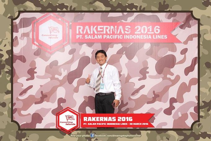 Photo Corner Photobooth Surabaya - RAKERNAS PT SPIL by HARRIS Hotel & Conventions Gubeng - Surabaya - 023 Photo Corner Photobooth Surabaya - RAKERNAS PT SPIL by HARRIS Hotel & Conventions Gubeng - Surabaya - 023