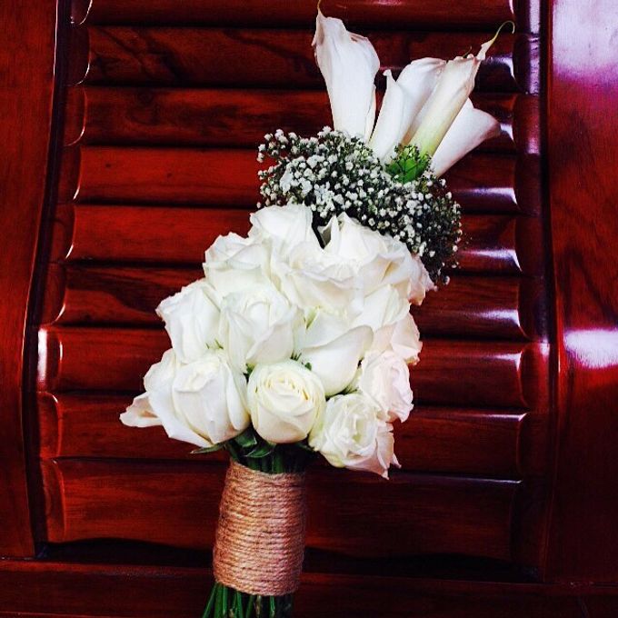 Bridal Bouquet by MyEmpireFlowers - 002