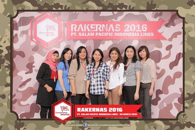 Photo Corner Photobooth Surabaya - RAKERNAS PT SPIL by HARRIS Hotel & Conventions Gubeng - Surabaya - 047 Photo Corner Photobooth Surabaya - RAKERNAS PT SPIL by HARRIS Hotel & Conventions Gubeng - Surabaya - 047