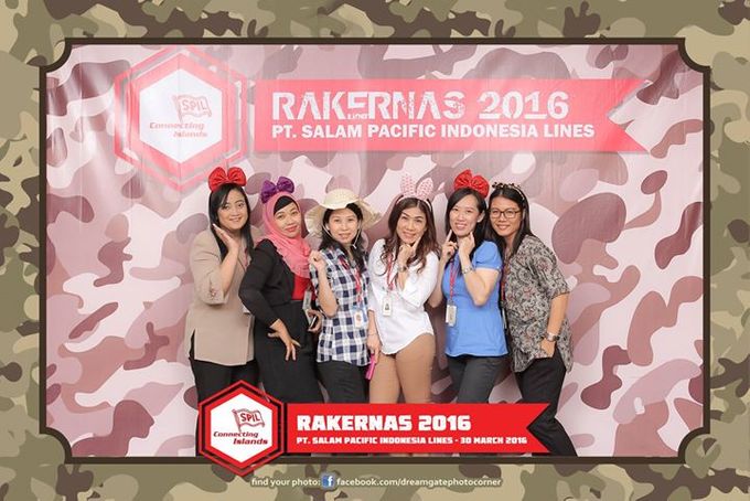 Photo Corner Photobooth Surabaya - RAKERNAS PT SPIL by HARRIS Hotel & Conventions Gubeng - Surabaya - 032 Photo Corner Photobooth Surabaya - RAKERNAS PT SPIL by HARRIS Hotel & Conventions Gubeng - Surabaya - 032