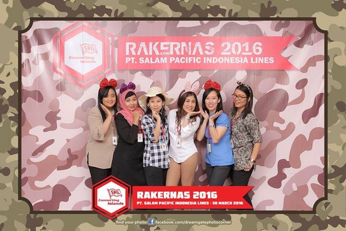 Photo Corner Photobooth Surabaya - RAKERNAS PT SPIL by HARRIS Hotel & Conventions Gubeng - Surabaya - 031 Photo Corner Photobooth Surabaya - RAKERNAS PT SPIL by HARRIS Hotel & Conventions Gubeng - Surabaya - 031