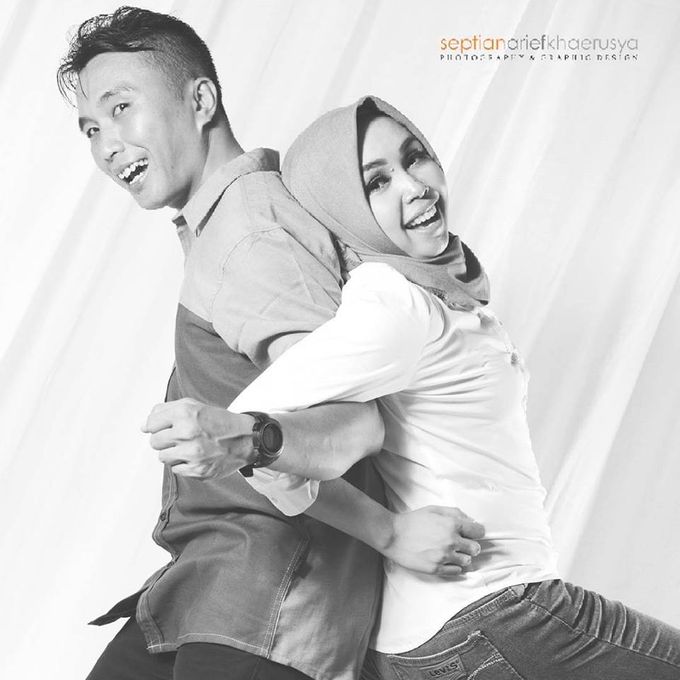 Dwi & Wahyu by Septian Arief K Photography & Graphic Design - 002 Dwi & Wahyu by Septian Arief K Photography & Graphic Design - 002