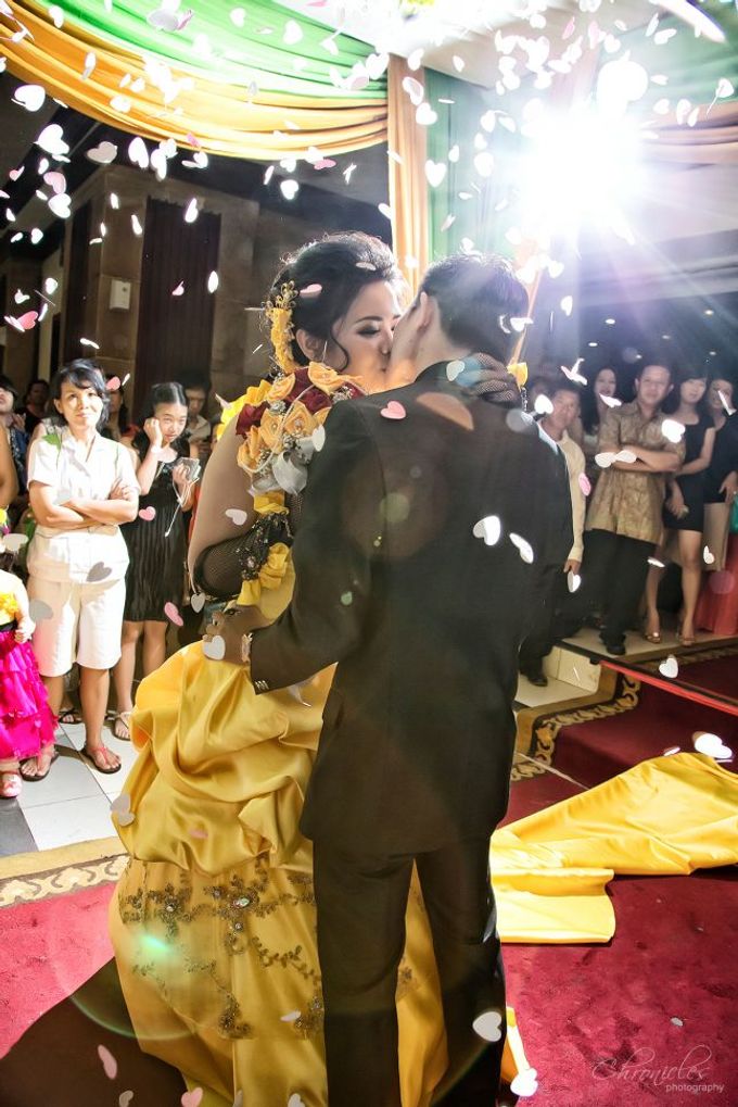 Virgi & Yunita Wedding Day by Chronicles Production - 010
