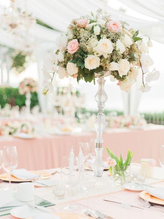 Elegant and Tasteful Wedding at Sky Ayana by Flora Botanica Designs - 010 Elegant and Tasteful Wedding at Sky Ayana by Flora Botanica Designs - 010