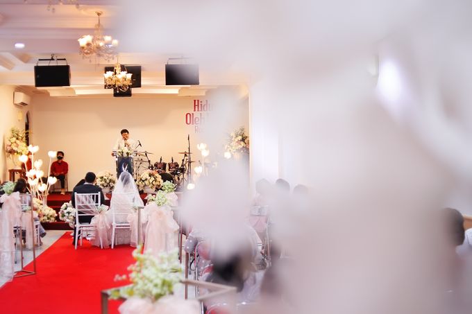 The Moment in Wedding of Rega & Tika by Retro Photography & Videography - 033 The Moment in Wedding of Rega & Tika by Retro Photography & Videography - 033