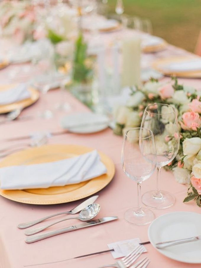 Elegant and Tasteful Wedding at Sky Ayana by Flora Botanica Designs - 008 Elegant and Tasteful Wedding at Sky Ayana by Flora Botanica Designs - 008