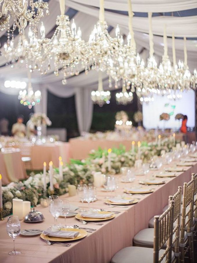 Elegant and Tasteful Wedding at Sky Ayana by Flora Botanica Designs - 018 Elegant and Tasteful Wedding at Sky Ayana by Flora Botanica Designs - 018