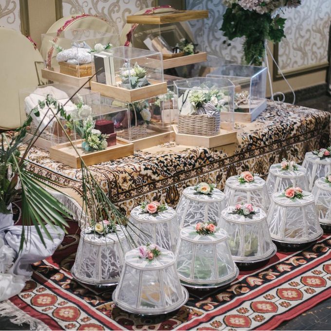 K&A's Wedding ― White Greeny by Kasa The Label - 010