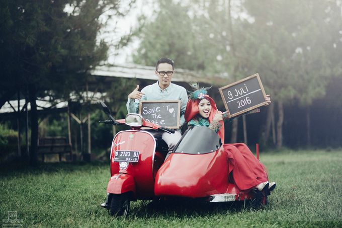 Prewedding Tiwi & Iwan by WINDRA FOTOGRAFI - 009