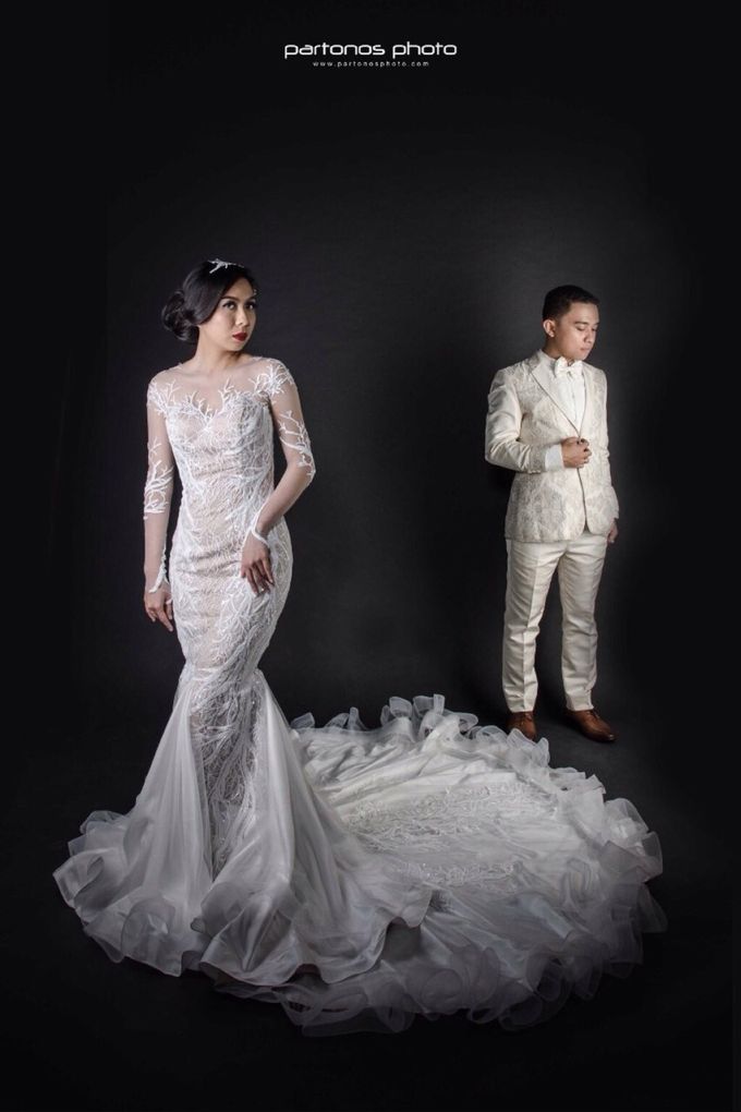 Wedding Dress by Monalisa Lambang - 005