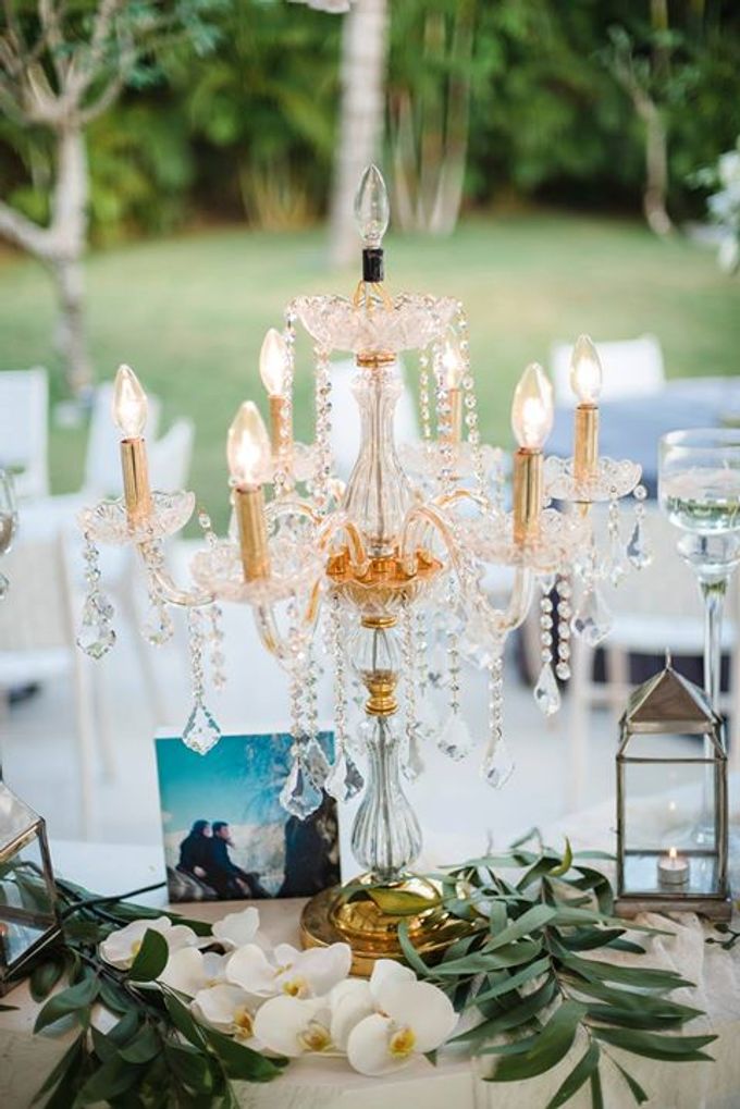 White and Gold Wedding at Plenilunio by Flora Botanica Designs - 009 White and Gold Wedding at Plenilunio by Flora Botanica Designs - 009