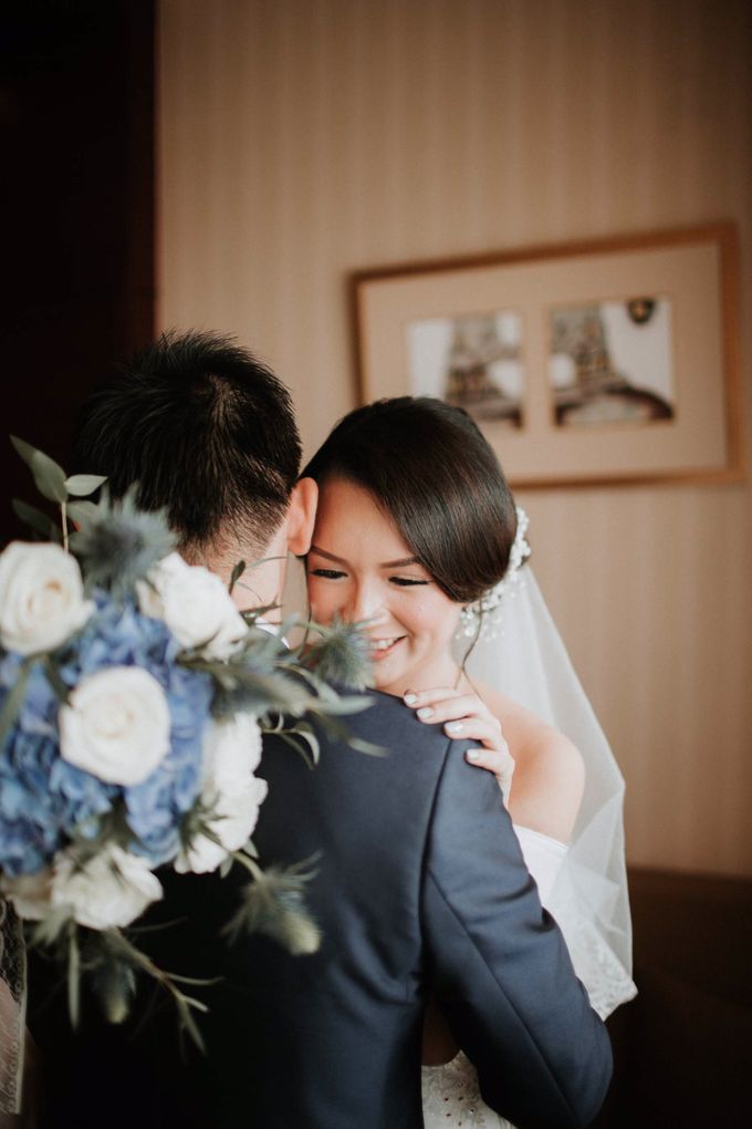 Simply Rustic and Sweet for Holy Matrimony; color mood: navy & orange peach by Double C Cinematography - 012 Simply Rustic and Sweet for Holy Matrimony; color mood: navy & orange peach by Double C Cinematography - 012
