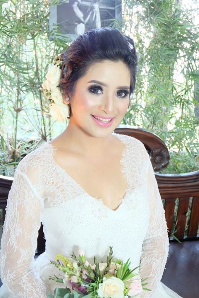 Wedding raisha by Payas Bali salon - 018