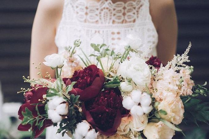 Garden Inspired Bouquets III by Keira Floral - 031 Garden Inspired Bouquets III by Keira Floral - 031