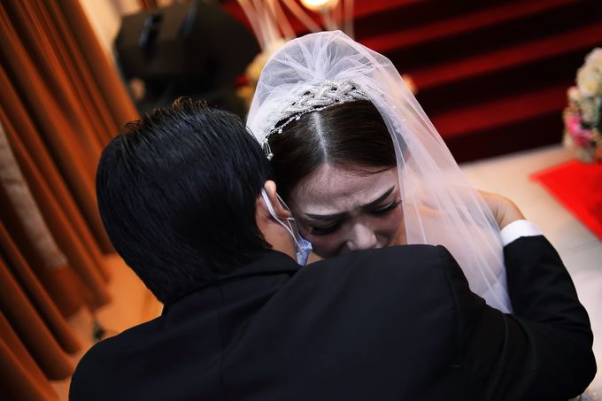 The Moment in Wedding of Rega & Tika by Retro Photography & Videography - 020 The Moment in Wedding of Rega & Tika by Retro Photography & Videography - 020