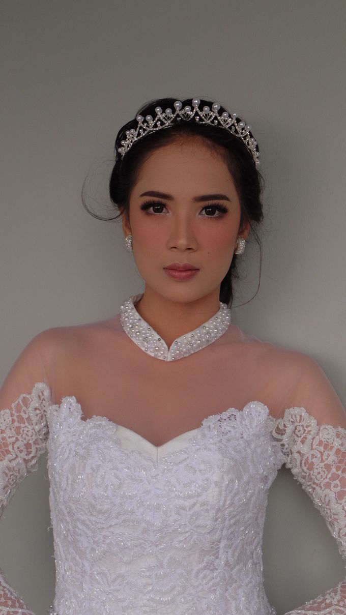 Flawless Wedding Make Up by Gina Deviana Make Up - 004 Flawless Wedding Make Up by Gina Deviana Make Up - 004