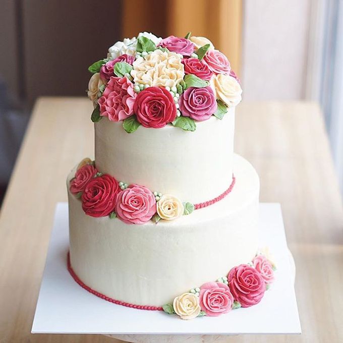 2 tiers Celebration Cake (Wedding, Birthdays, etc) by duchess bakes - 043 2 tiers Celebration Cake (Wedding, Birthdays, etc) by duchess bakes - 043