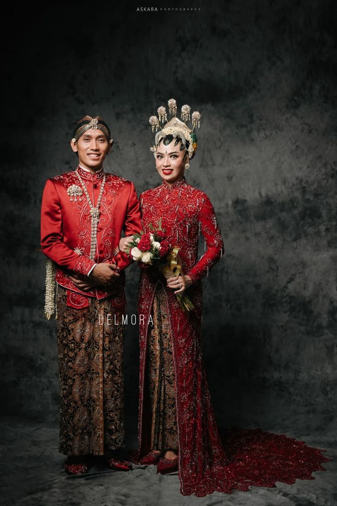WEDDING PARTY KEBAYA MODERN / TRADISIONAL by DELMORA - 020 WEDDING PARTY KEBAYA MODERN / TRADISIONAL by DELMORA - 020