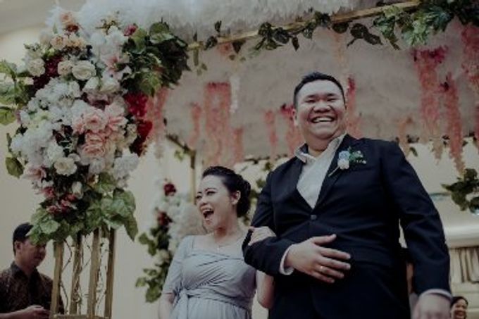 The Wedding Day Of Fransisca & Edi ❤️ by Favor Brides - 030