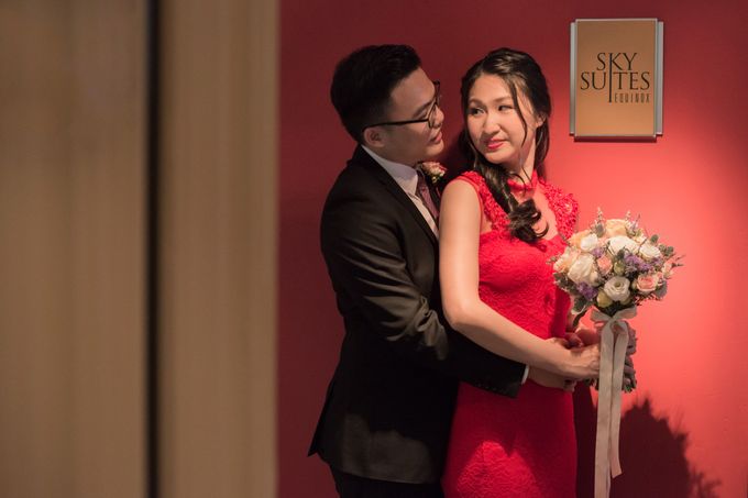 Swissotel the Stamford Wedding by GrizzyPix Photography - 039