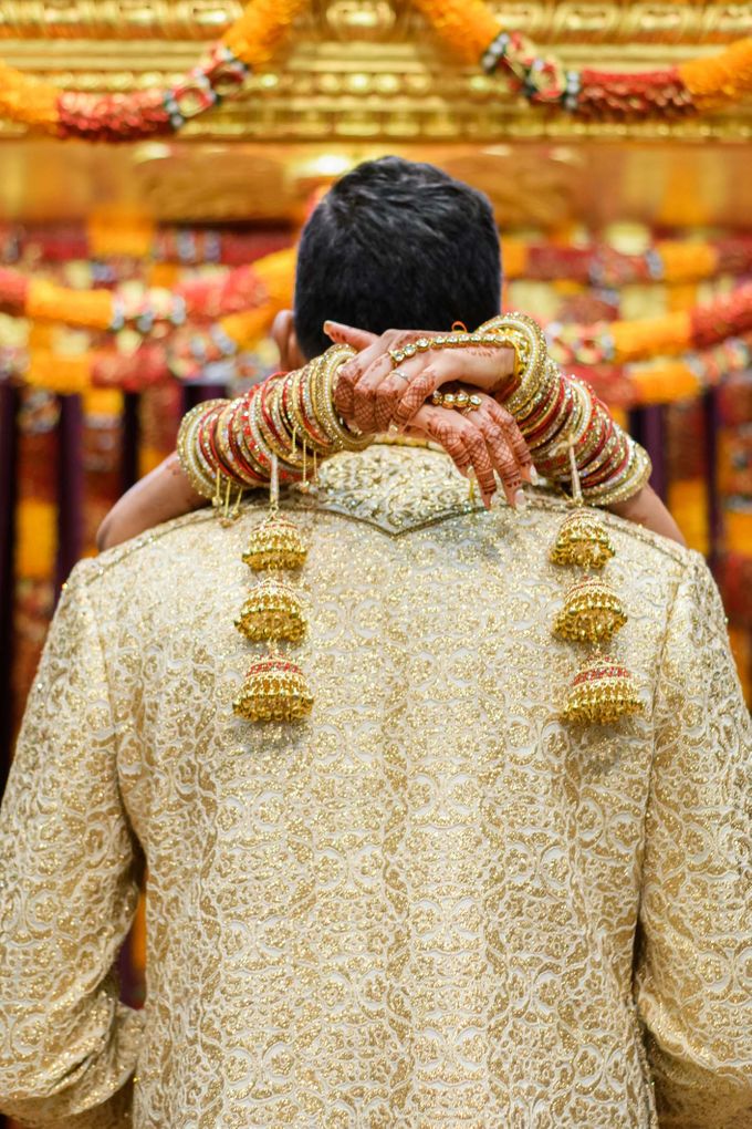 Traditional Indian Wedding of Arunn & Shalini by GrizzyPix Photography - 047