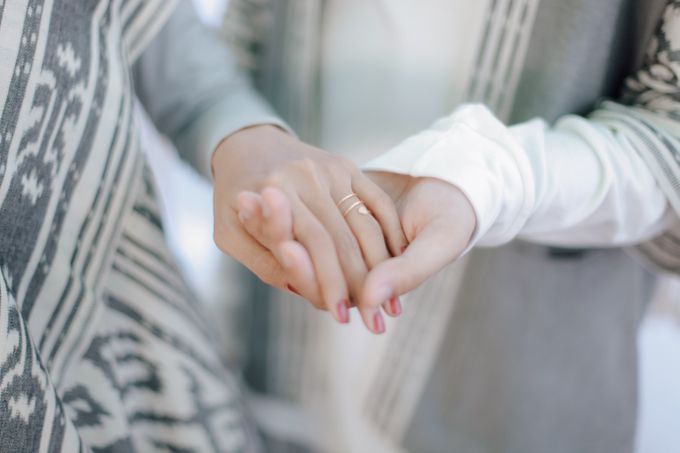 ENGAGEMENT MOMENT - JUNI & REYHAN by Esper Photography - 014 ENGAGEMENT MOMENT - JUNI & REYHAN by Esper Photography - 014
