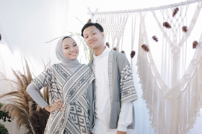 ENGAGEMENT MOMENT - JUNI & REYHAN by Esper Photography - 018 ENGAGEMENT MOMENT - JUNI & REYHAN by Esper Photography - 018