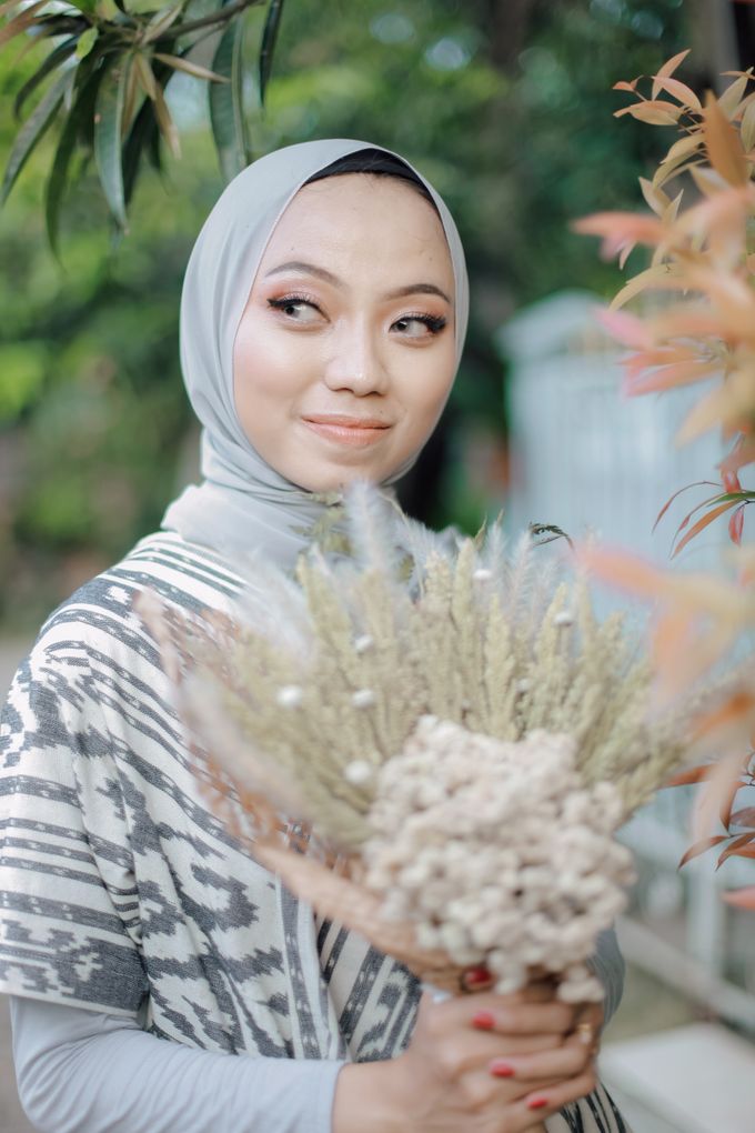ENGAGEMENT MOMENT - JUNI & REYHAN by Esper Photography - 020 ENGAGEMENT MOMENT - JUNI & REYHAN by Esper Photography - 020