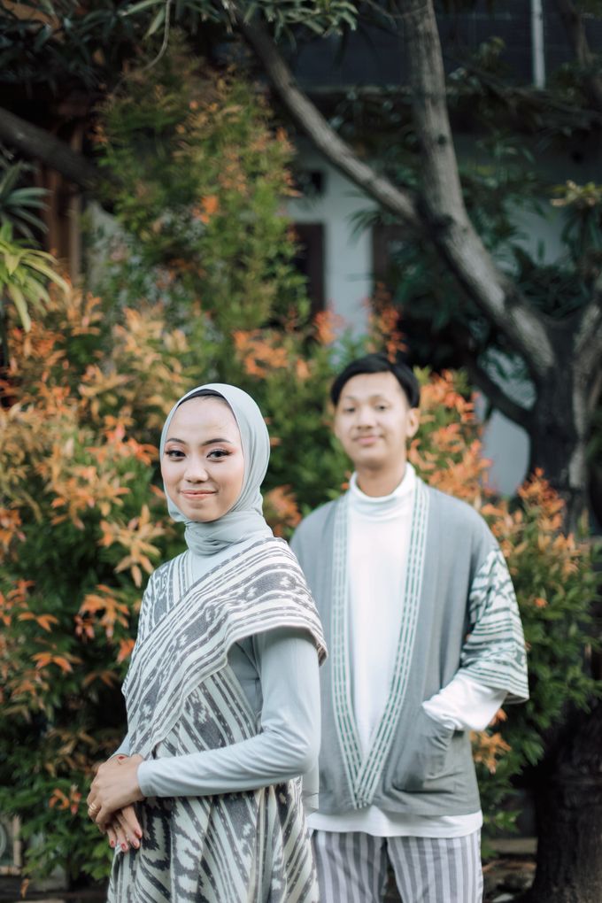 ENGAGEMENT MOMENT - JUNI & REYHAN by Esper Photography - 001 ENGAGEMENT MOMENT - JUNI & REYHAN by Esper Photography - 001