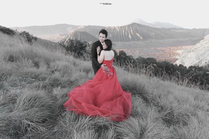 Bromo Mountain Prewedding by Indfam Project - 005