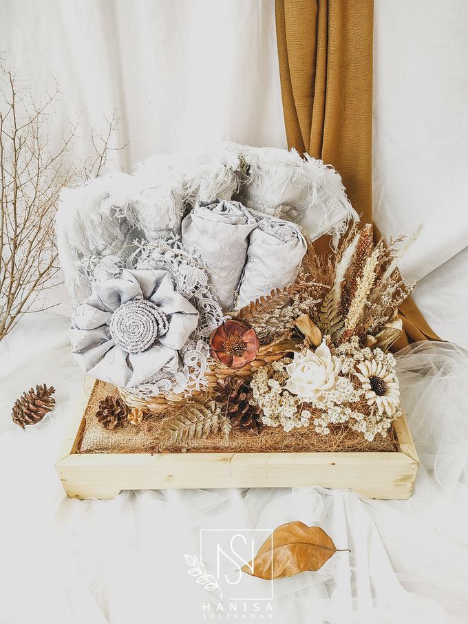 Seserahan Rustic Terbaru 2022  - Seserahan Bogor Cibinong Depok - The Wedding of Kiki & Dhani by Hanisa Seserahan - 013